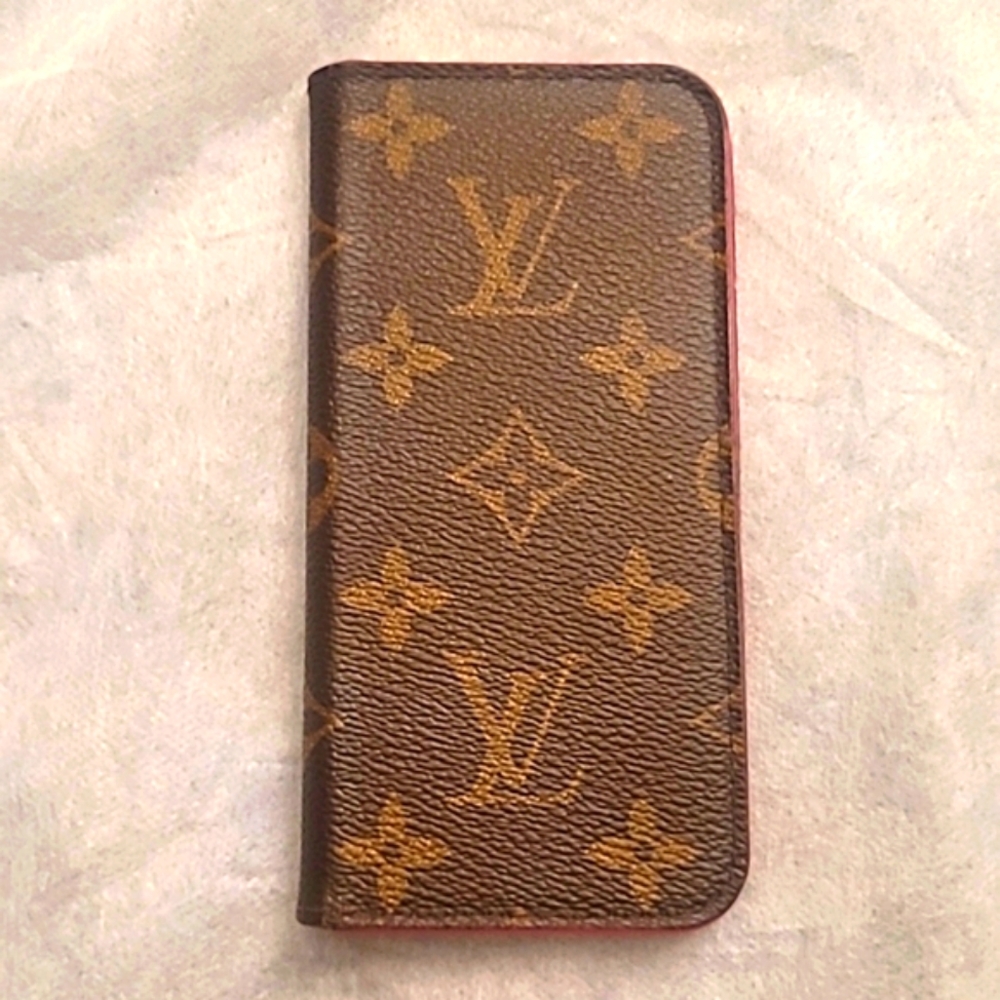 Louis Vuitton vintage phone case